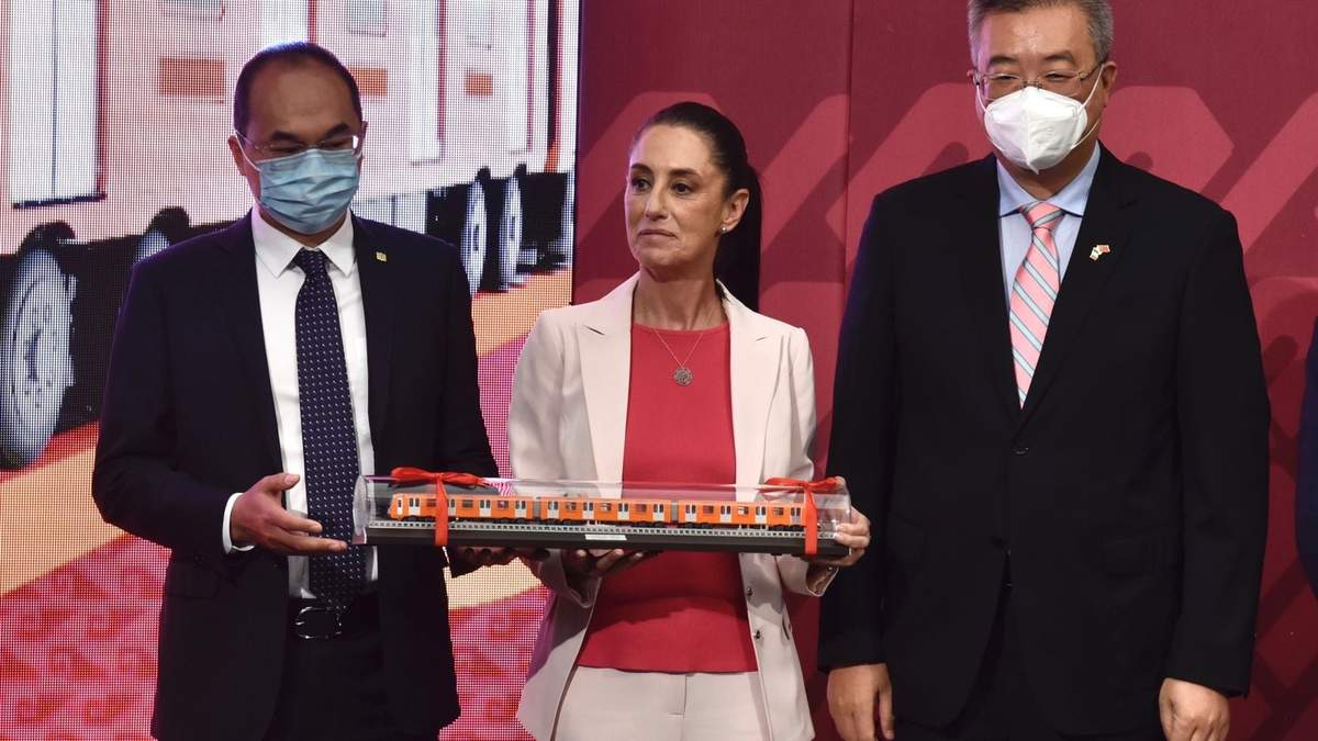 Claudia Sheinbaum dio el banderazo de salida de los trenes