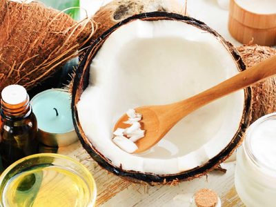 Con 3 ingredientes: hacé tu propio sérum casero de coco para nutrir y revitalizar la piel seca
