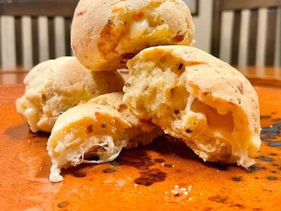 Chipá relleno: no gastes una fortuna en la panadería y hacelos en casa con muy pocos ingredientes