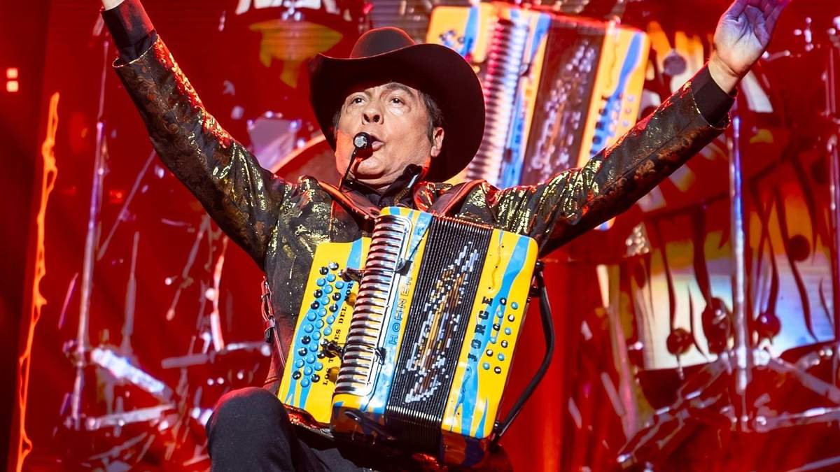 Jorge Hernández, vocalista y acordeonista de Los Tigres del Norte