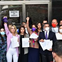 “Alito” y diputadas del PRI denuncian ante la FGR a Layda Sansores por violencia de género