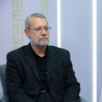 Israel anuncia la muerte de Alí Lariyani y la del jefe de la fuerza paramilitar Basij en bombardeos