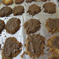 Galletitas fit de chocolate, nueces y banana: así de fáciles las podés preparar en la sartén y sin azúcar