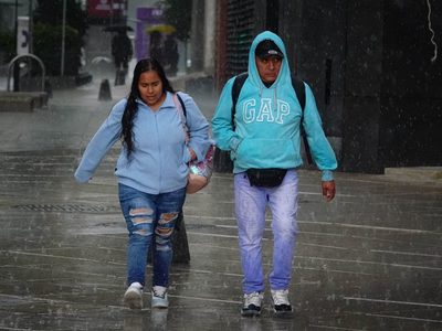 Azotarán lluvias muy fuertes de lunes a jueves; se asoma nuevo ciclón en el Pacífico
