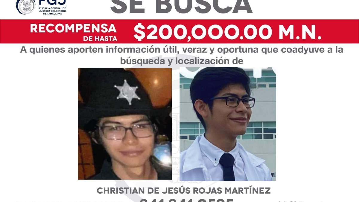 El cartel con la imagen de Christian de Jesús Rojas Martínez