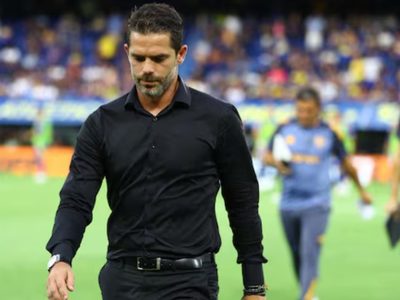 Dolor de cabeza para Gago: la figura que se entrenó diferenciado y está en duda para la Libertadores
