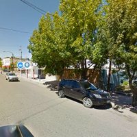 Cuatro personas se bajaron de un auto y dispararon a un limpiavidrios en pleno centro de Allen