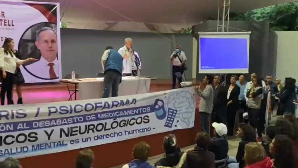 La protesta en el evento de Hugo López-Gatell en Iztacalco