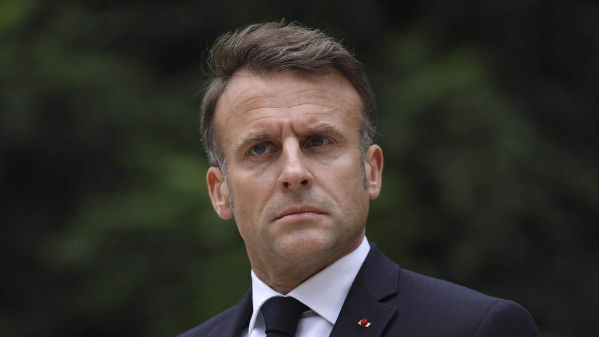 Macron insta a actuar contra Hermanos Musulmanes
