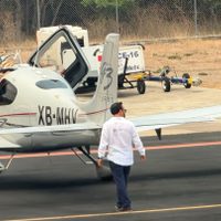 Critican al secretario de Gobierno de Oaxaca por viajar en avión privado