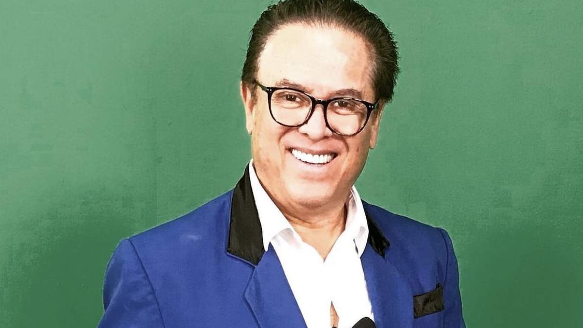 Mario Bezares