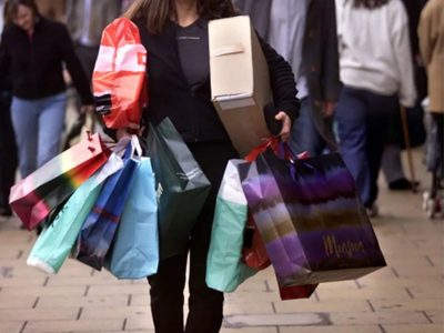 Pese a las facilidades, el consumo no repunta