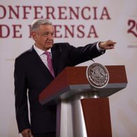 AMLO busca remover al director de Senasica: "lleva 30 años en la institución"