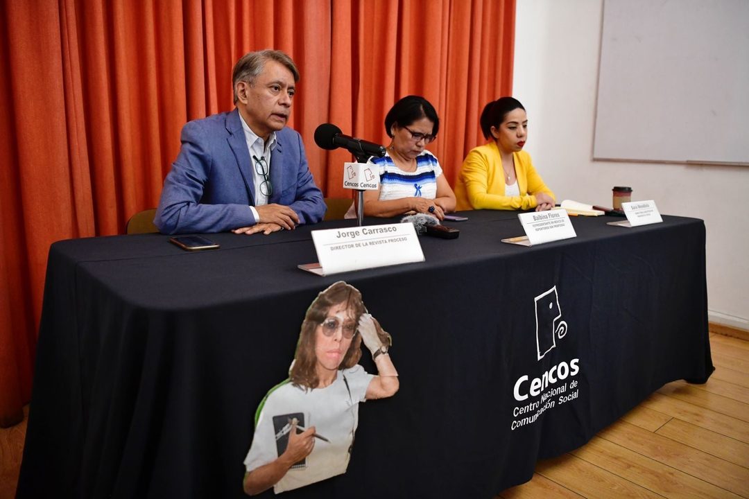 Jorge Carrasco, director de Proceso, en la conferencia sobre el caso Regina Martínez. 28 abril de 2023. foto Benjamín Flores