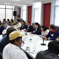 Concluye sin acuerdo 'mesa política” de Segob y CNTE; mañana habrá nueva reunión