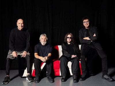 Black Sabbath y Ozzy Osbourne se despiden de los escenarios con concierto en Birmingham (Video)