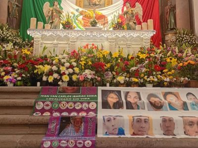 Madres buscadoras de Michoacán realizan misa de fin de año para pedir por personas desaparecidas