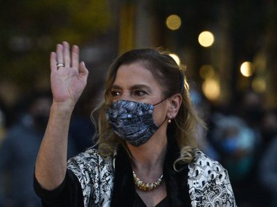 Con el hashtag #Orgullo, salen en defensa de Gutiérrez Müller por ofensas de Aldo Aldrete