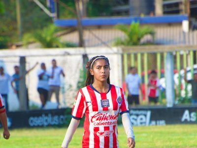 Atziri Galeana, de 15 años, falleció en pleno partido de futbol en Michoacán
