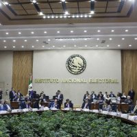 Demandan al INE por violar derechos políticos de candidato independiente a la Constituyente