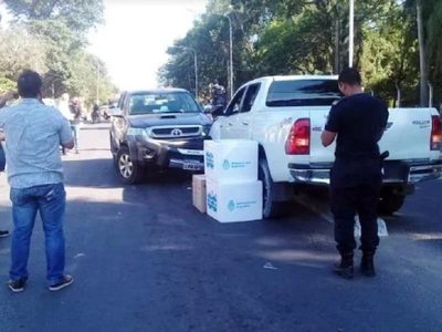 Polémica en Corrientes: el ministro de Salud llevaba vacunas en su auto y sufrió un accidente