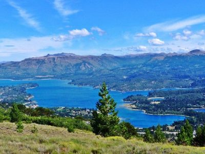 Febrero en Villa Pehuenia: lagos, cultura y calma en el corazón de la Patagonia