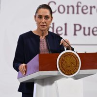 “Pura politiquería”: así reaccionó Sheinbaum a la petición de Ricardo Anaya sobre AMLO