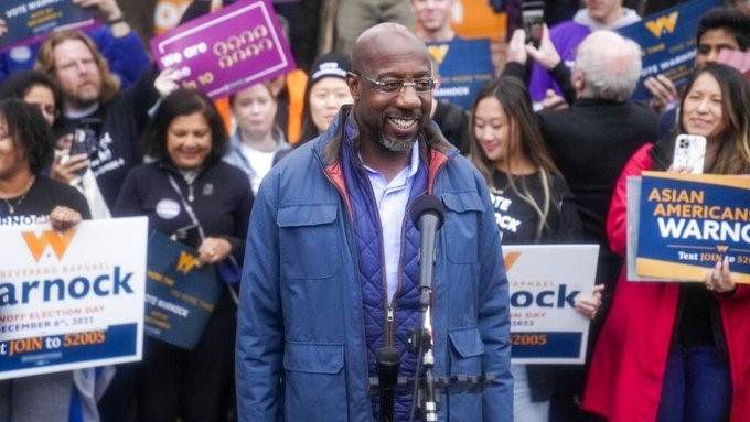 Raphael Warnock, senador federal por el estado de Georgia