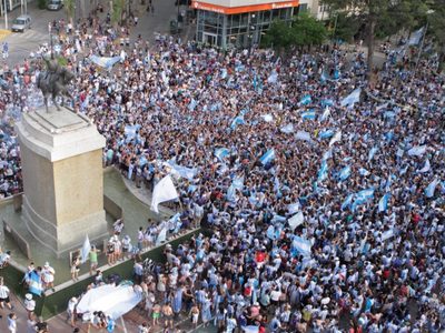 Por el Mundial, se suspende el armado del arbolito de Navidad