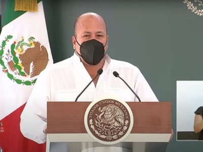 Alfaro reclama a AMLO la falta de vacunas; él garantiza que habrá para todos