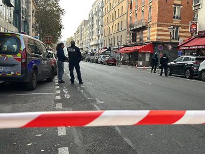 Francia: la policía desarmó una toma de rehenes en un restaurante cerca de París