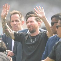 Desató la locura: la multitudinaria recibida a Lionel Messi en su llegada a India