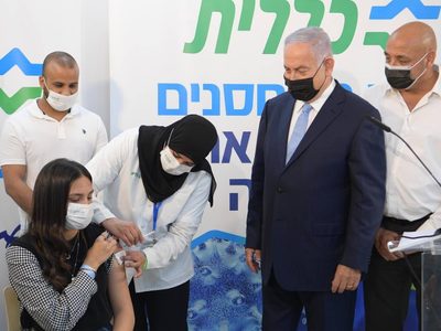 Vacuna de Pfizer redujo en 94% los casos sintomáticos de covid-19 en Israel