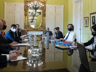 El Gobierno se reunió para definir qué va a pasar con el IFE y el ATP