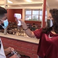 Abre 17 por ciento de escuelas de Nuevo León en el regreso a clases