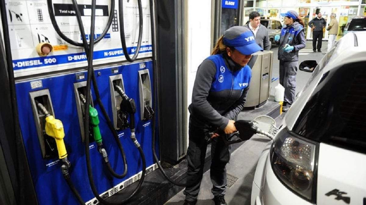 Combustible. Fuente: (Instagram)