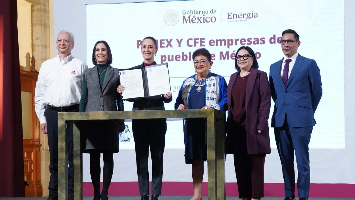 La firma de las leyes secundarias en la conferencia mañanera