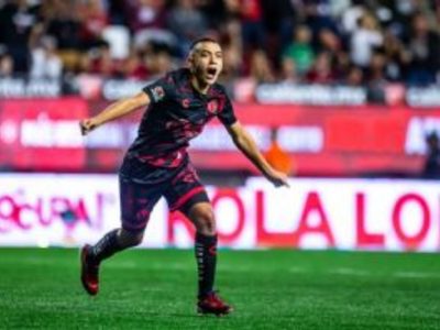 Gilberto Mora, la joya mexicana que acapara el foco de atención en Chile
