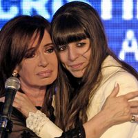 "No sé cómo decirle...": Florencia Kirchner habló sobre su regreso al país