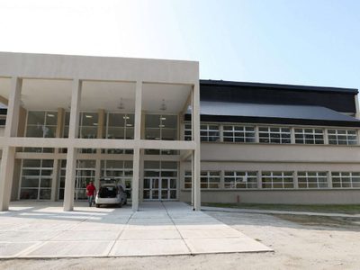 La comunidad educativa de la EPET 21 reclamó mejoras edilicias
