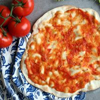 Masa de pizza sin harina y con 2 ingredientes: crujiente y deliciosa, una receta original que no falla