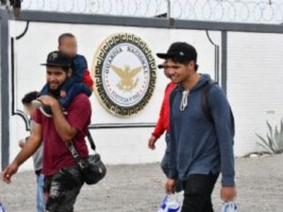 Esperan que 50 mil paisanos entren a México por Coahuila para esta Navidad