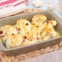 Coliflor gratinada con queso al horno: si no sabés qué cocinar, te vas a enamorar de esta receta