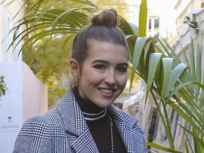 ¿Marcará tendencia? La hija de Vicky Martín Berrocal y El Cordobés reapareció con un cambio de look