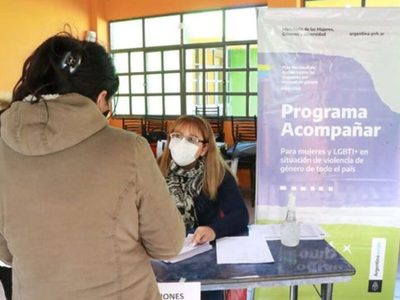 Preocupación por la recurrente caída del programa nacional Acompañar
