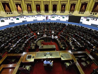 El proyecto para suspender las quiebras fue aprobado y pasó a Senadores