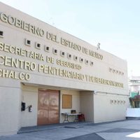 Custodio es detenido al intentar ingresar cocaína al penal de Chalco