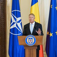 El presidente de Rumania renuncia ante la amenaza de un proceso de destitución
