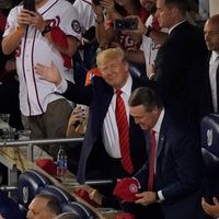 El histórico abucheo a Trump en la Serie Mundial (video)