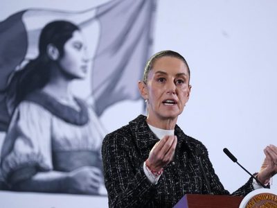 “Debemos ser un ejemplo a la sociedad”: Sheinbaum sobre uso de helicóptero por parte de Monreal